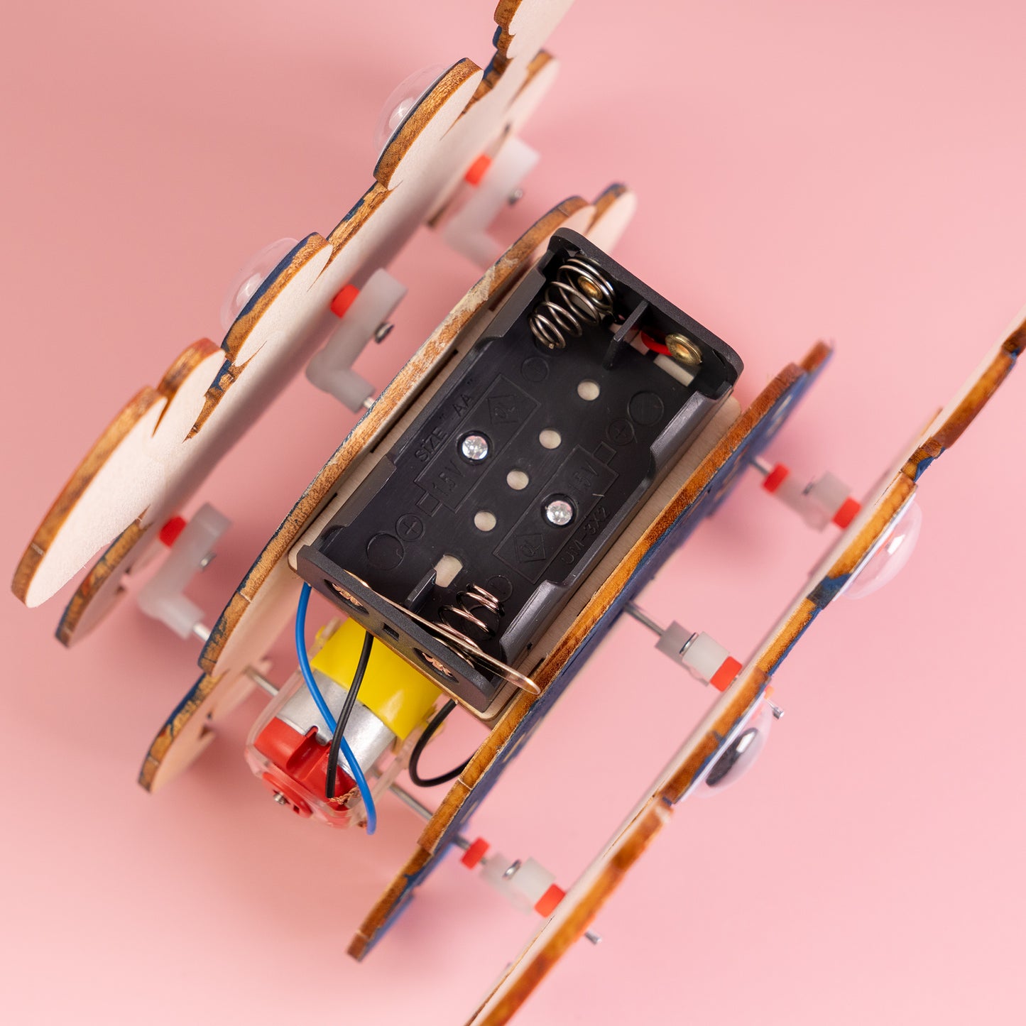 ST080 Sound-Activated Walking Crab STEM Kit