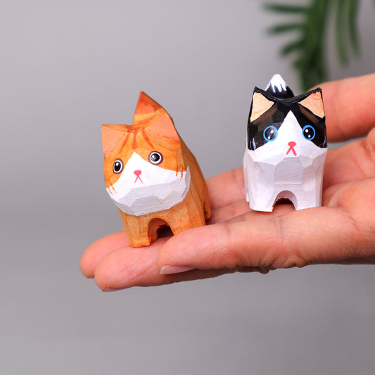 HM003 Hand-Carved Wooden Cats (Two Cats)